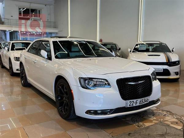 Chrysler for sale in Iraq